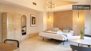 Rent Flat in Sol. Estudio en alquiler en sol, madrid