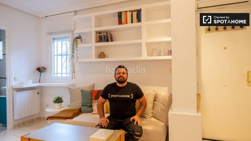 Foto 562f7255-62f2-4d79-8293-253ea661caf1. Alquiler piso apartamento de 2 dormitorios en alquiler en Acacias, en Madrid