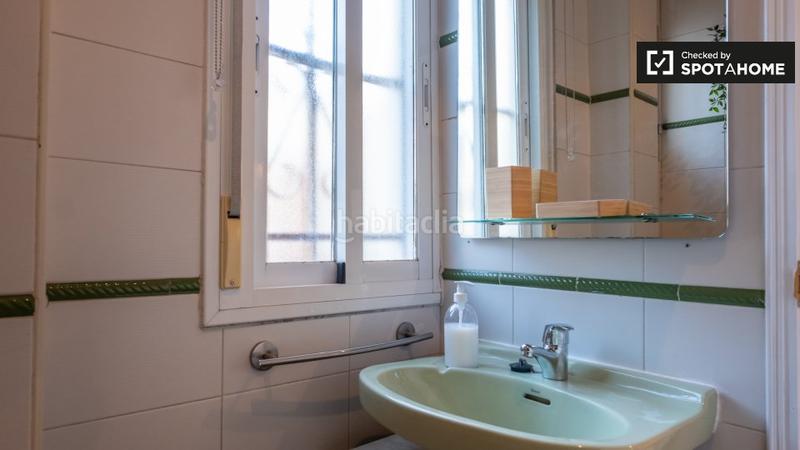 Foto 9b47276c-af83-4f89-bc89-0603f0db50f0. Rent flat with heating in Acacias Madrid