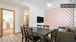 Rent Flat in Embajadores-Lavapiés. Piso de 6 dormitorios en alquiler en centro, madrid