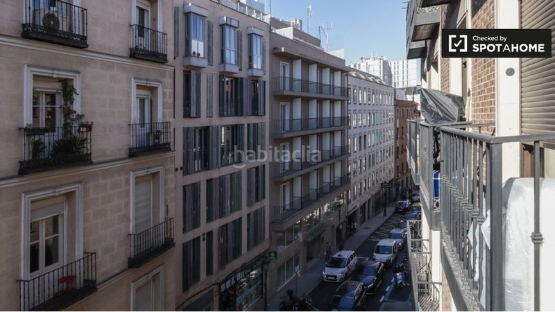 Foto d036a65e-4e8a-4cef-9946-be63c1fcbb00. Rent flat with heating in Palacio Madrid