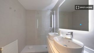 Miete Etagenwohnung in Nueva España. Apartamento de 3 dormitorios en alquiler en nueva españa, madrid