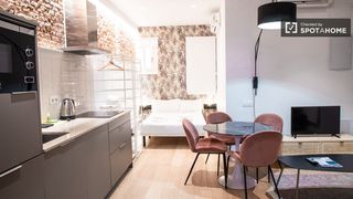 Lloguer Pis a Palacio. Apartamento de 1 dormitorio en alquiler en palacio, madrid