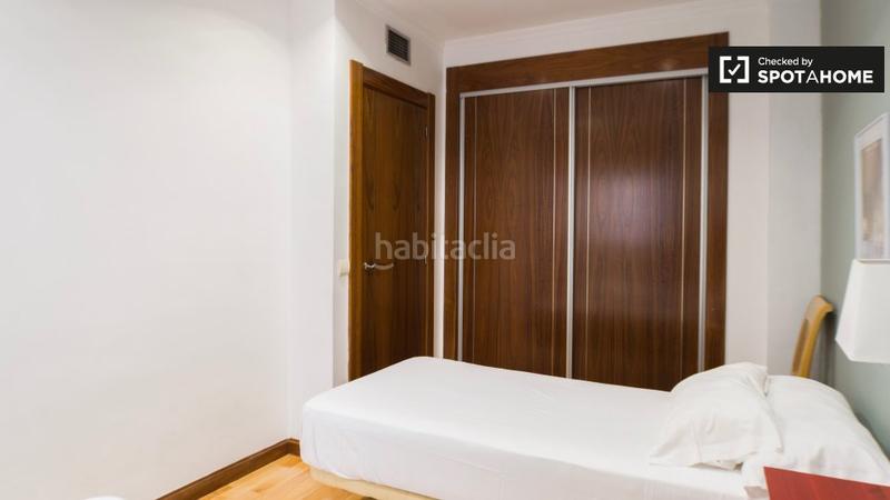 Foto 5627add1-fddf-42fe-afbf-d9fe8c3095d2. Alquiler piso amplio apartamento de 1 dormitorio en alquiler en retiro, en Madrid