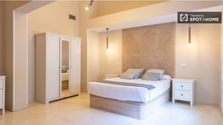 Flat in Sol