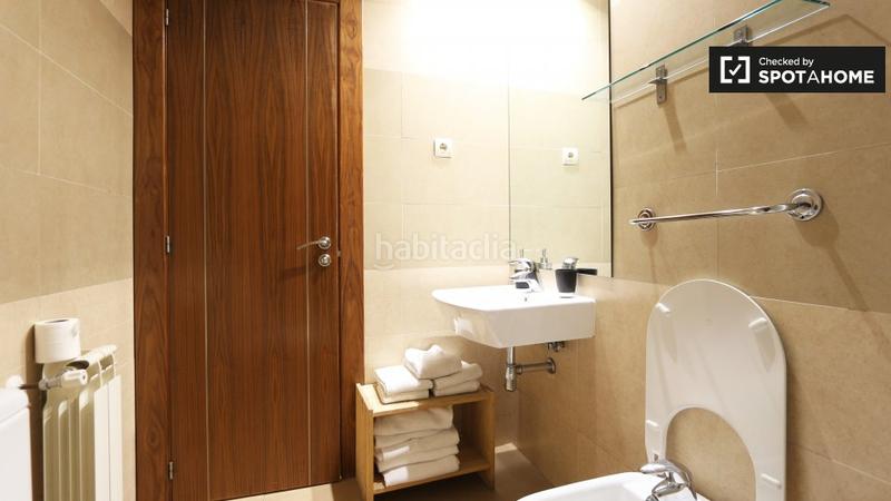 Foto 4cfbb230-0874-424e-997c-0194e5054a7e. Rent flat with heating in Adelfas Madrid