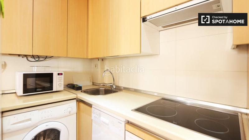 Foto b8543d5c-7ba4-4355-b43f-5f2a26800ab1. Alquiler piso estudio en alquiler en el retiro, en Madrid