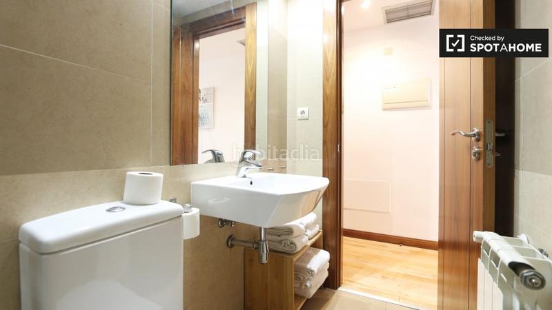 Foto 5bd2c1ad-1a8c-45ec-ab75-07d5dcd7094b. Location appartement avec chauffage dans Adelfas Madrid