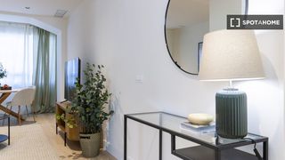 Lloguer Pis a Nueva España. Se alquila piso de 2 habitaciones en nueva españa, madrid.