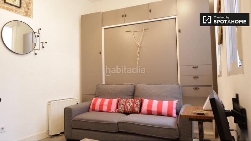 Foto 35259169-a1ce-44a0-bbba-3f940aea273d. Alquiler piso estudio en alquiler en cortes, en Cortes-Huertas Madrid