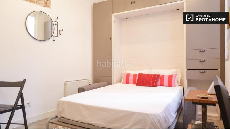 Foto 80aa9e6c-4121-4769-8961-e957c3eba51e. Rent flat with heating in Cortes-Huertas Madrid