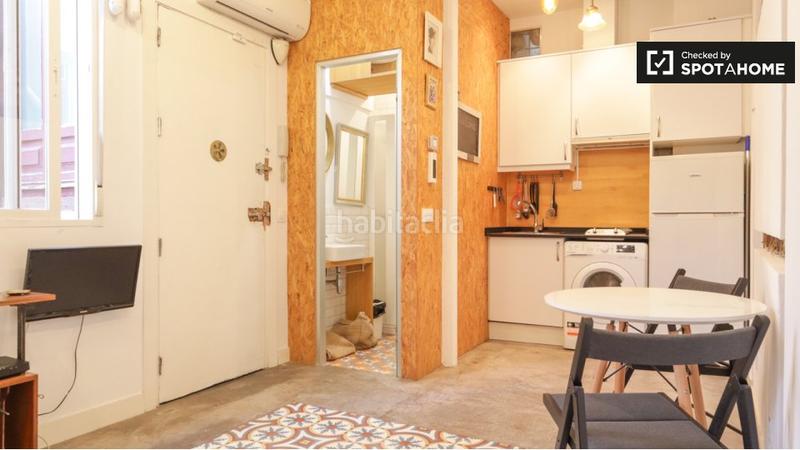 Foto d73fd853-e5c8-4068-a9c1-5f8e42051c3e. Rent flat with heating in Cortes-Huertas Madrid