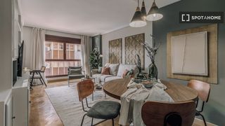 Location Appartement à Ciudad Jardín. Piso de 2 dormitorios en alquiler en ciudad jardín, madrid.