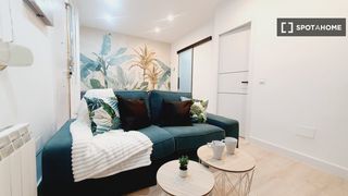 Miete Etagenwohnung in Pacífico. Piso de 1 dormitorio en alquiler en pacífico, madrid