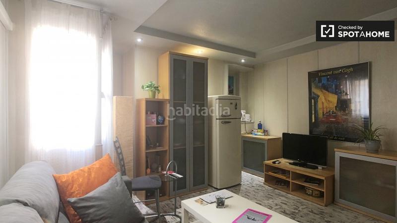 Foto 3b0cf1f2-66e3-45db-ae9c-db876b8f5cda. Alquiler piso moderno apartamento de 1 dormitorio en alquiler en centro, en Madrid