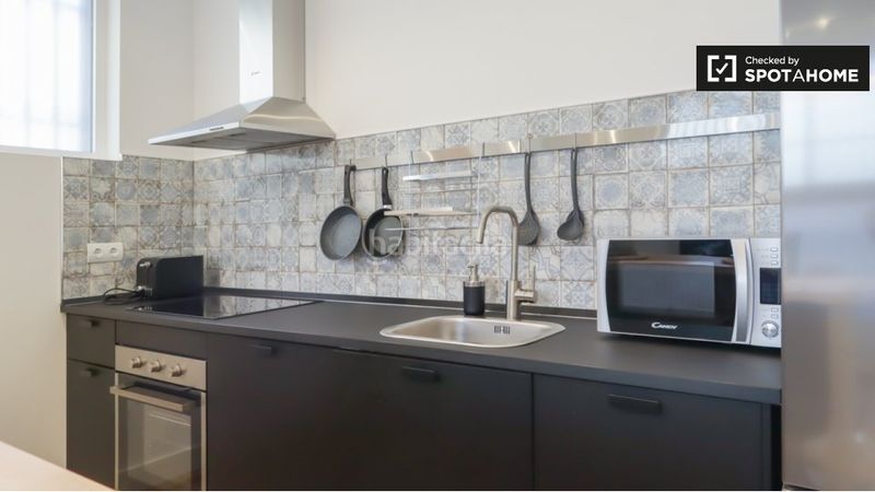 Foto d715c150-1130-4c98-9217-56702dced2f0. Rent flat with heating in La Espinilla-Parque Blanco Coslada
