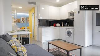 Location Appartement à San Juan Bautista. Estudio en alquiler en ciudad lineal, madrid
