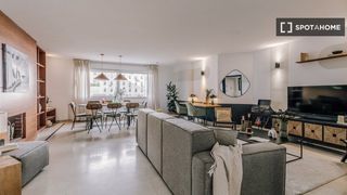 Affitto Appartamento in Almagro. Se alquila piso de 3 habitaciones en almagro, madrid.