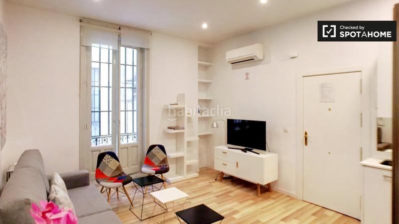 Foto 8ce7fcbf-9196-4975-bf32-c0d2de6db4f9. Alquiler piso apartamento de 1 dormitorio en alquiler en Sol, en Madrid