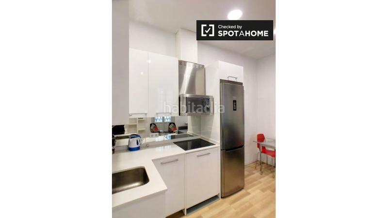 Foto c13f2178-eeb7-4c0a-acf5-699bb95af5fb. Alquiler piso apartamento de 1 dormitorio en alquiler en Sol, en Madrid