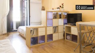 Lloguer Pis a Sol. Estudio en alquiler en embajadores, madrid