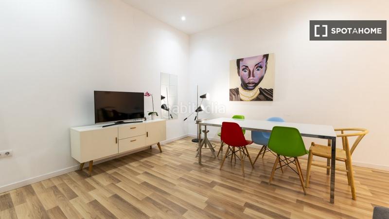 Foto 78c0d7ee-9df2-43bd-be08-8dd8f34f2a7a. Alquiler piso apartamento de 2 dormitorios en alquiler en Sol, en Madrid