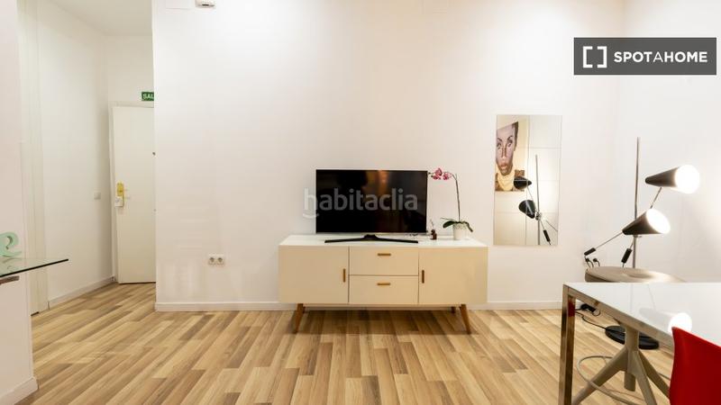 Foto ea002cb8-7cd8-46d1-898f-9de765cadec2. Alquiler piso apartamento de 2 dormitorios en alquiler en Sol, en Madrid