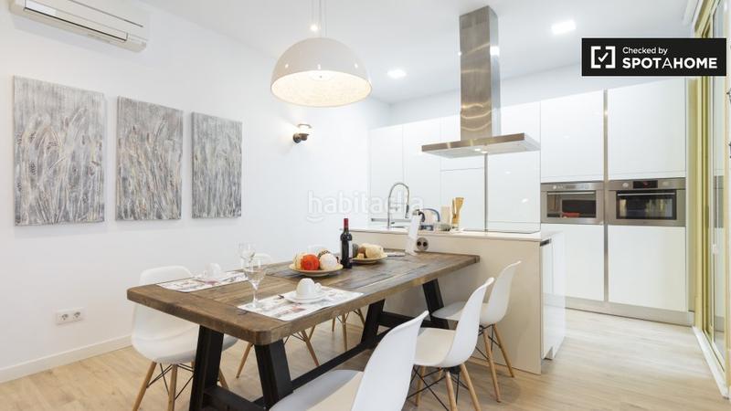 Foto 2da5bfbc-e132-42f3-bfd6-5ac16fe79450. Alquiler piso apartamento de 2 dormitorios en alquiler en Sol, en Madrid