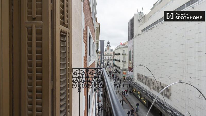 Foto db5f0fe1-b08d-4a33-bd97-5807692914fb. Alquiler piso apartamento de 2 dormitorios en alquiler en Sol, en Madrid