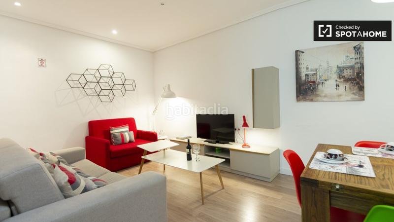 Foto 000a3819-a10f-4aba-88fa-1c43be104f50. Alquiler piso apartamento de 2 dormitorios en alquiler en Sol, en Madrid