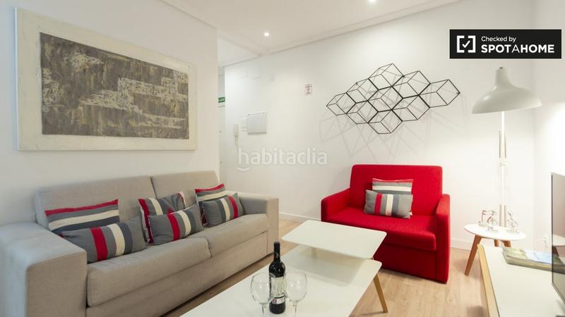 Foto 40df9568-7ce7-4a18-a6f9-c7cd73f724df. Alquiler piso apartamento de 2 dormitorios en alquiler en Sol, en Madrid