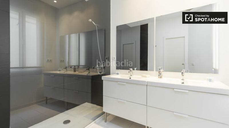 Foto 98ed4470-6bbc-4fc4-9979-434a6c33066b. Alquiler piso apartamento de 2 dormitorios en alquiler en Sol, en Madrid