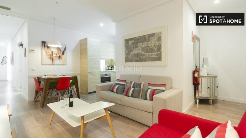 Foto a792279f-ae6c-4fdd-9b04-b128fbc2fa1f. Alquiler piso apartamento de 2 dormitorios en alquiler en Sol, en Madrid