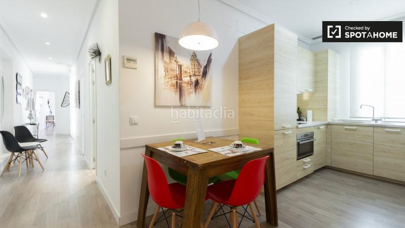 Foto b8fe9609-2ee0-46a4-9bec-31de8cef3661. Alquiler piso apartamento de 2 dormitorios en alquiler en Sol, en Madrid