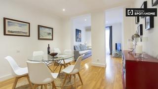 Miete Etagenwohnung in Universidad-Malasaña. Piso de 2 habitaciones en alquiler en universidad, madrid.