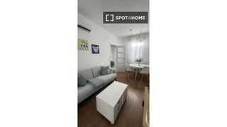 Location Appartement à Pacífico. Apartamento de 1 dormitorio en alquiler en pacífico, madrid