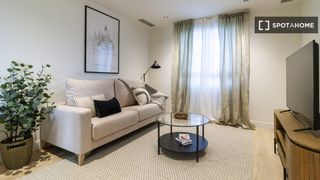 Affitto Appartamento in Nueva España. Piso en alquiler de 2 habitaciones, nueva españa, madrid.