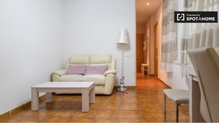 Miete Etagenwohnung in Embajadores-Lavapiés. Apartamento de 2 dormitorios en alquiler en embajadores, madrid