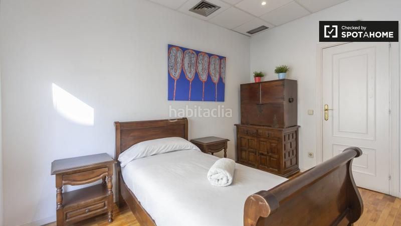 Foto e6626b8f-b5b5-4b91-ac11-995fd313f58d. Alquiler piso apartamento de 3 dormitorios en alquiler en salamanca, en Madrid