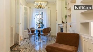 Rent Flat in Sol. Piso de 2 dormitorios en alquiler en sol, madrid.