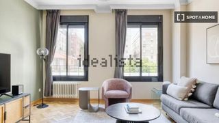 Miete Etagenwohnung in Almagro. Piso de 2 habitaciones en alquiler en almagro, madrid.