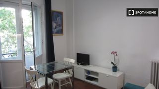 Lloguer Pis a Palacio. Apartamento de 1 dormitorio en alquiler en palacio, madrid
