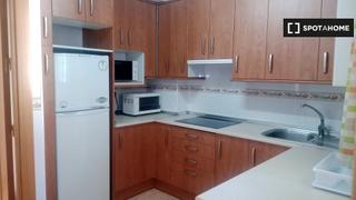 Rent Flat in Palacio. Piso de 2 habitaciones en alquiler en palacio, madrid.