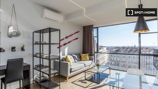 Rent Flat in Sol. Apartamento de 1 dormitorio en alquiler en sol, madrid