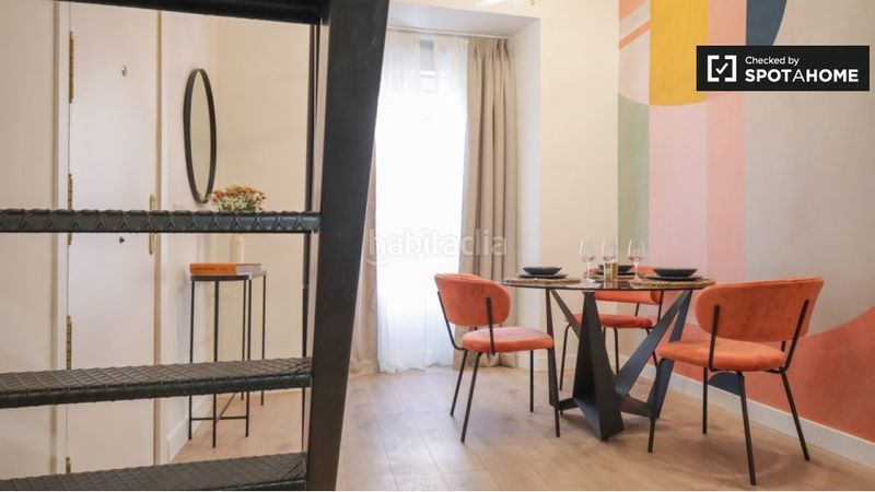 Foto f2429a2f-d549-4d9e-b0a2-7d2d28af360c. Rent flat with heating in Embajadores-Lavapiés Madrid