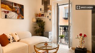Miete Etagenwohnung in Embajadores-Lavapiés. Apartamento de 1 dormitorio en alquiler en embajadores, madrid