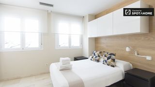 Flat in Sol