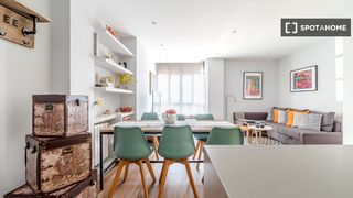 Rent Flat in Pacífico. Apartamento de 2 dormitorios en alquiler en pacífico, madrid