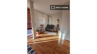 Lloguer Pis a Plaza Mayor - San Agustín. Apartamento en alquiler en segovia, gastos incluidos.