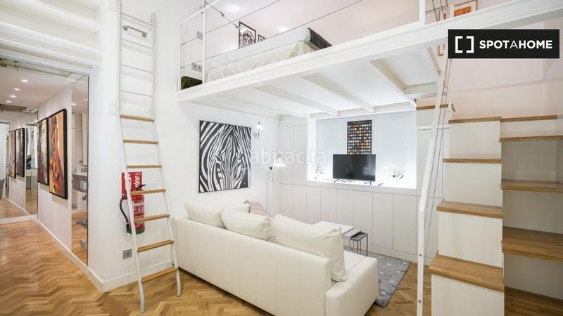 Foto e4789db2-e8b8-41e4-a380-e1ab6ed894c6. Rent flat with heating in Almagro Madrid